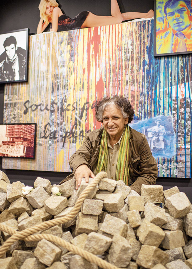 68 Hareketi’nde bir sanatçıyı etkileyecek her şey var: Risk, devrimcilik, başkaldırma,  yeni bir yaşam tarzı  ve estetik anlayışı...