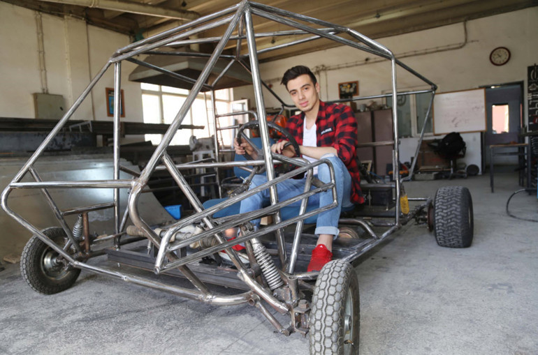 Hurdalardan go kart aracı tasarladılar