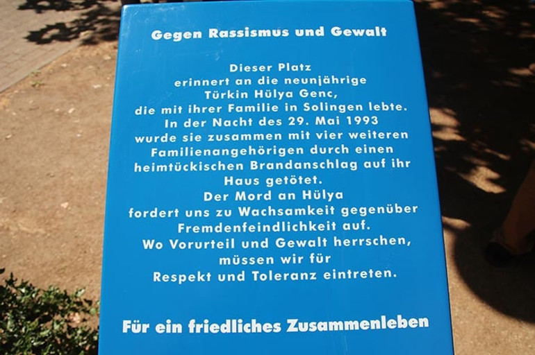 Solingen kurbanları, ‘Hülya Meydanı’nda anıldı