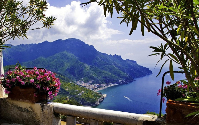Güney İtalya’nın romantik sahili: Amalfi