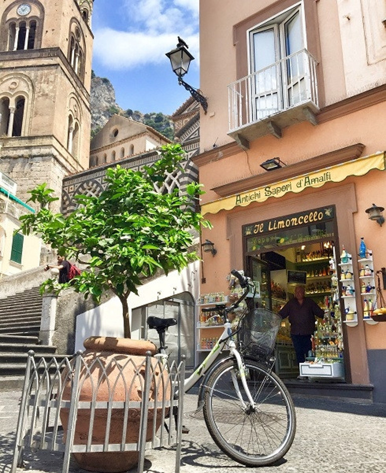 Güney İtalya’nın romantik sahili: Amalfi