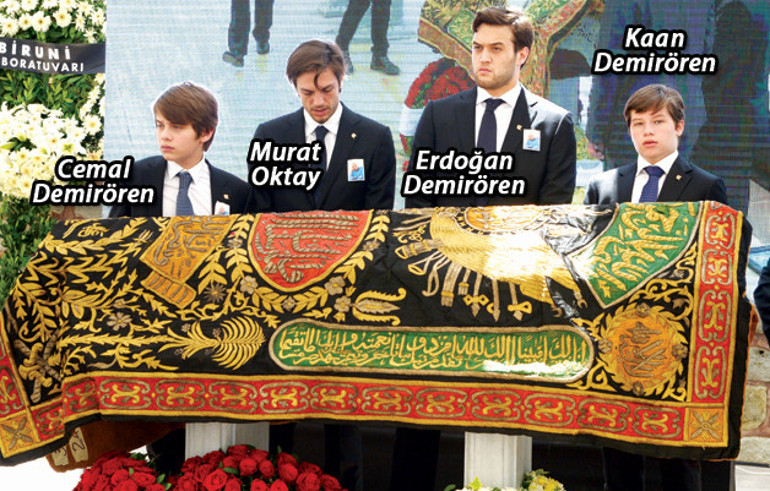 Türkiye Erdoğan Demiröreni sonsuzluğa uğurladı... Sevgi seli