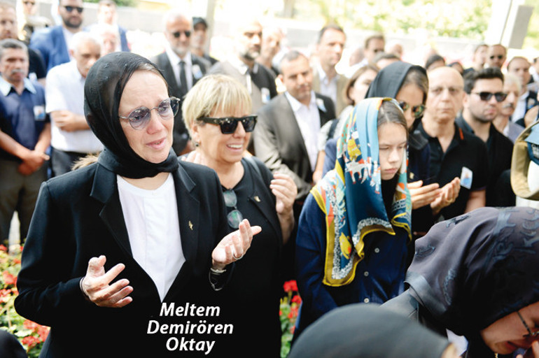 Türkiye Erdoğan Demiröreni sonsuzluğa uğurladı... Sevgi seli