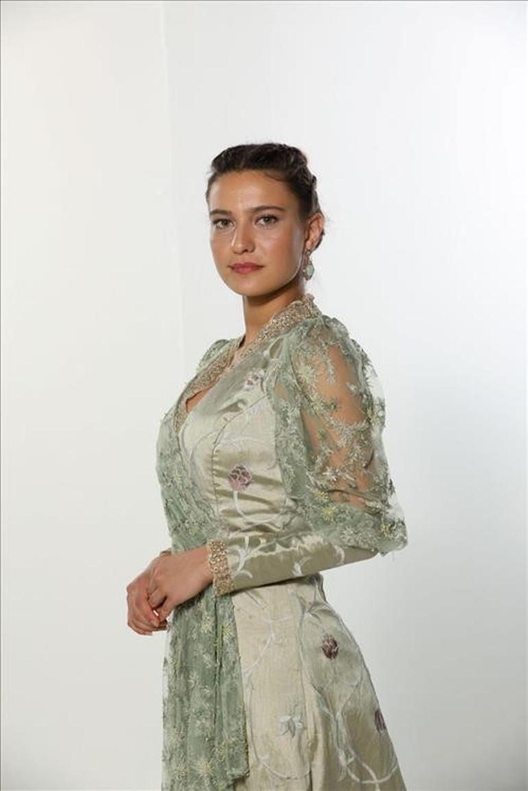 Kalbimin Sultanı oyuncuları ile dikkat çekti İşte Kalbimin Sultanı oyuncu kadrosu