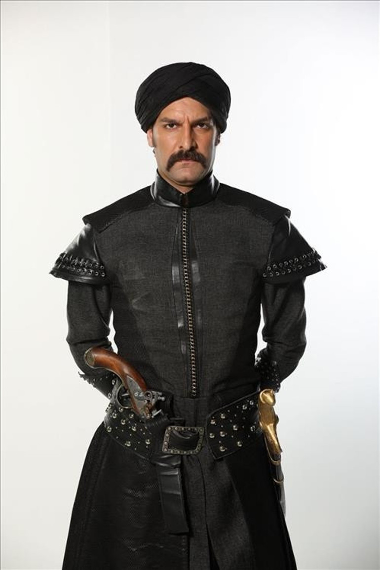 Kalbimin Sultanı oyuncuları ile dikkat çekti İşte Kalbimin Sultanı oyuncu kadrosu