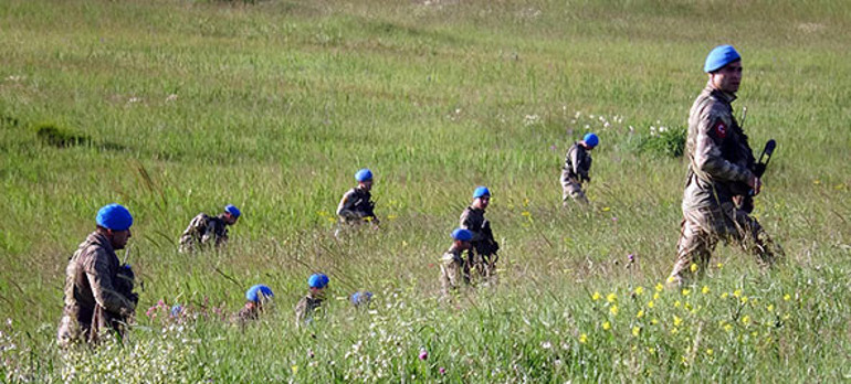 2 bin kişi Leylayı arıyor Köydeki çocuklardan korkunç iddia