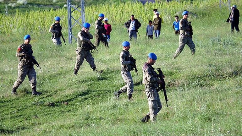 2 bin kişi Leylayı arıyor Köydeki çocuklardan korkunç iddia