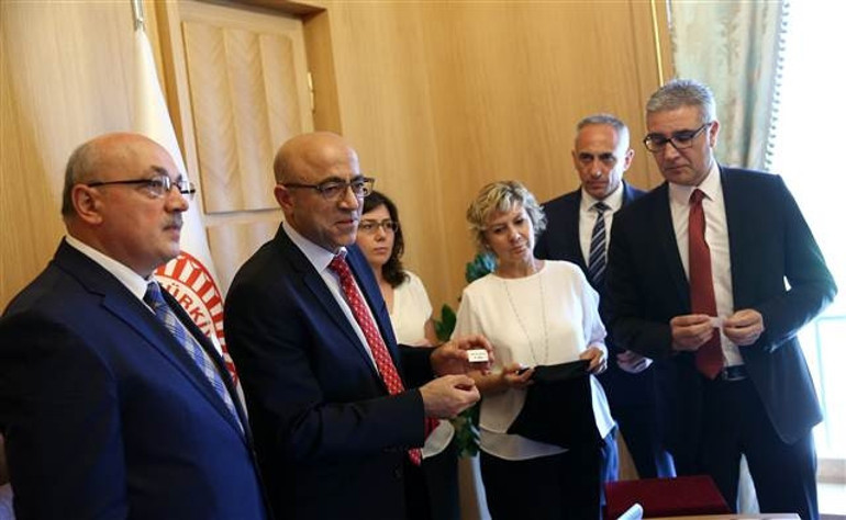 Mecliste kura çekimi