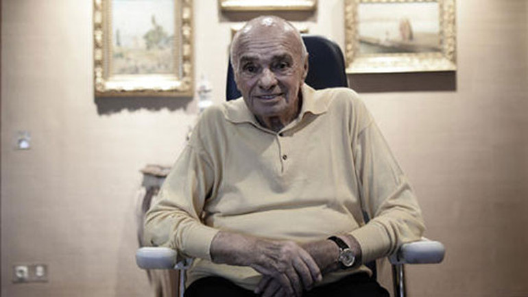 Son dakika... Şarık Tara hayatını kaybetti