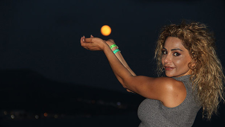 Kanlı Ay tutulması gerçekleşiyor... Ay tutulması canlı yayın