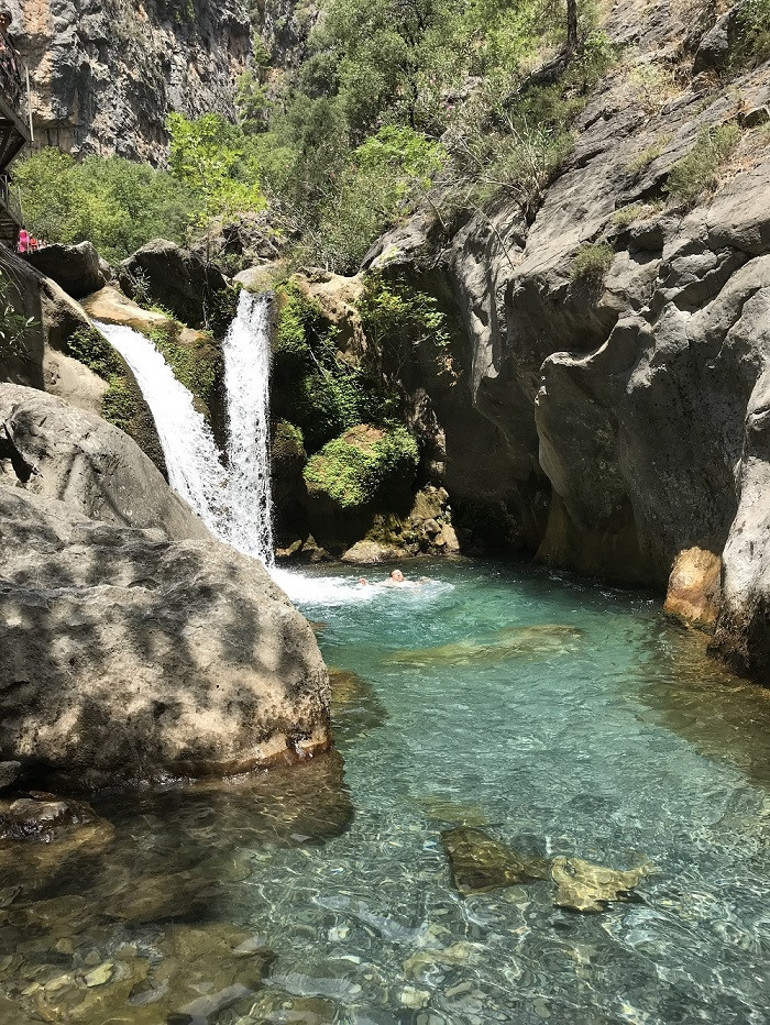 Sapadere’nin suyu akar buz gibi