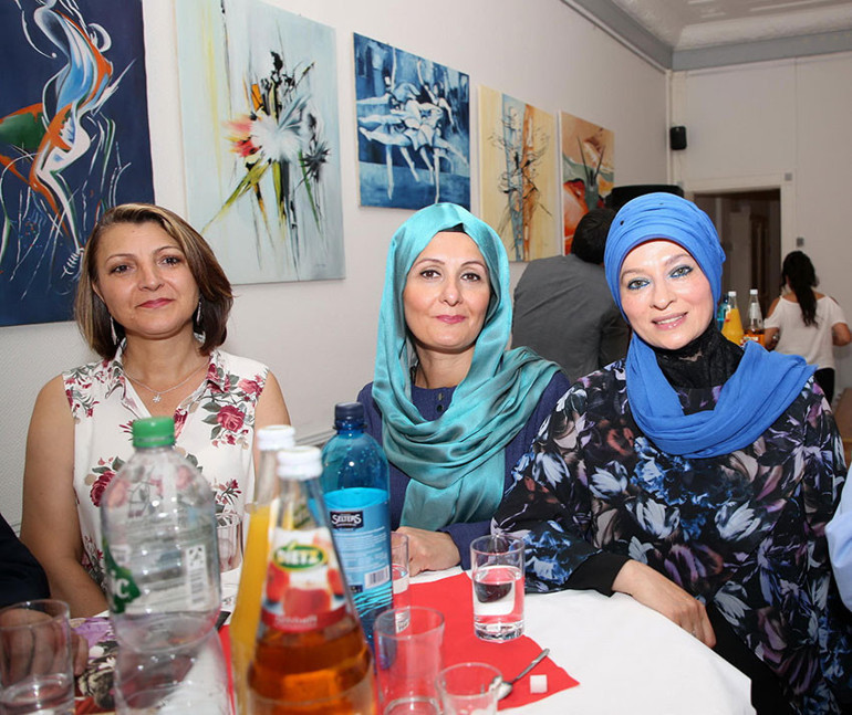 ‘Bayramlar, insana güzellik ve sevgi katar’