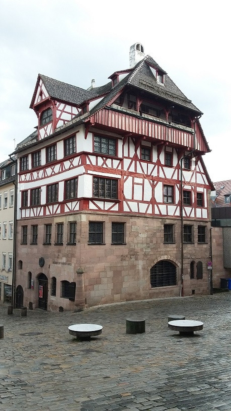 Ortaçağ sahnesinde bir şehir: Nürnberg