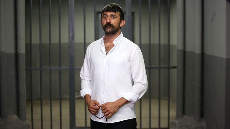 Çukur dizisinin yeni fragmanı dün akşam yayınlandı.. İşte dikkat çeken o sahne