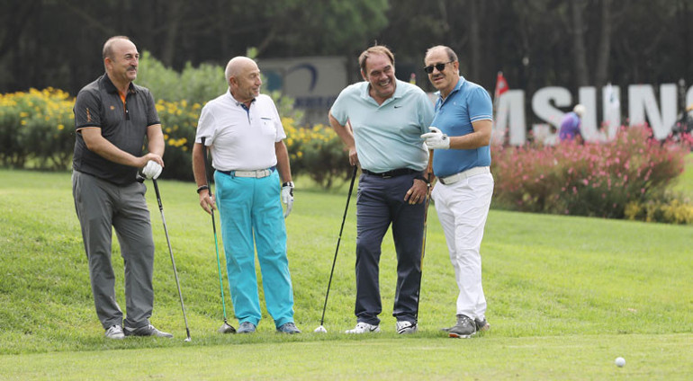 Erdoğan Demirören anısına golf turnuvası düzenlendi