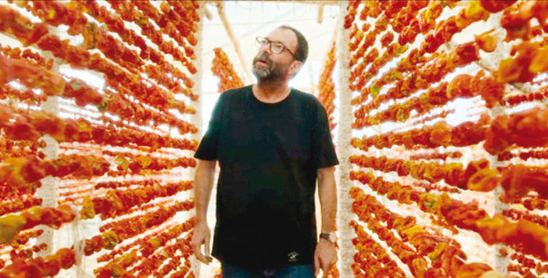 Mutfağımızın yeni ikonu: Musa Dağdeviren