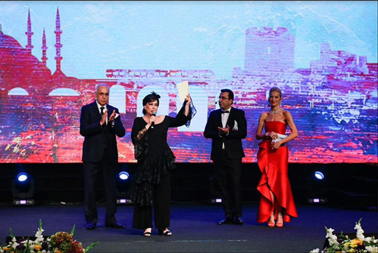 Sibele ve Kelebeklere Anons edildi