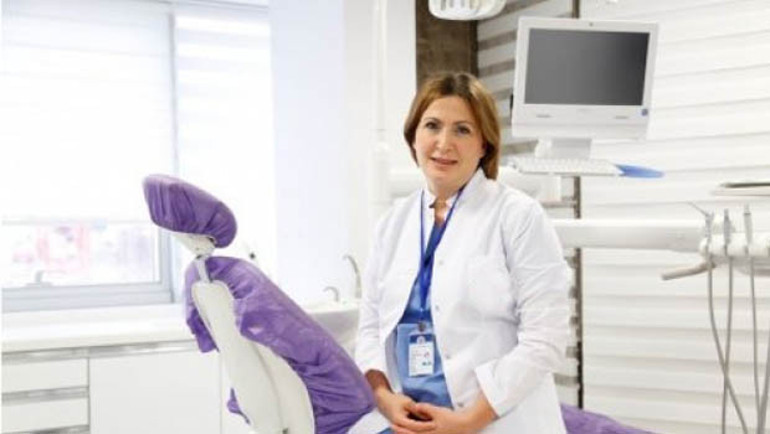 İmplant yüz güzelliğini nasıl etkiliyor