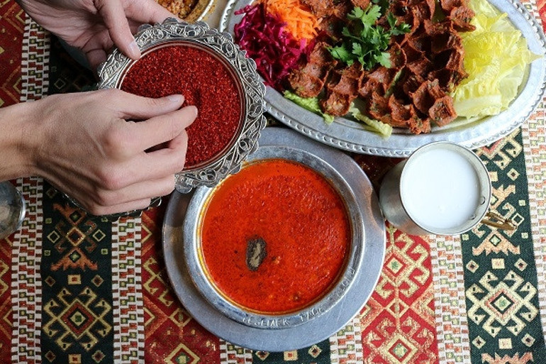 Bir yemek bir müze döngüsünde 48 saatte Gaziantep