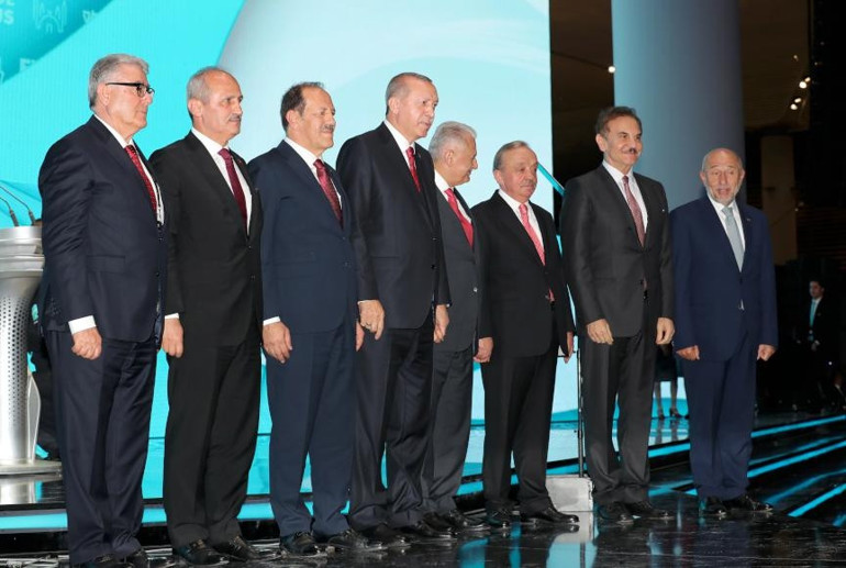 Son dakika... Cumhurbaşkanı Erdoğan, yeni havalimanının ismini açıkladı