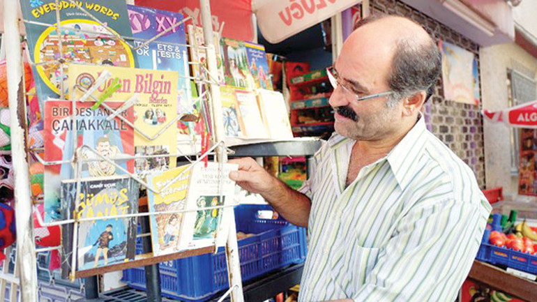 Bakkal Kanber üniversiteliye ‘Umut var’ dedirtti