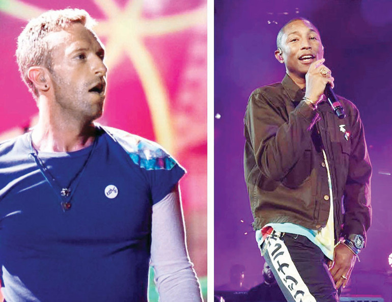 Bak... Hala yastaki o kadın çıktı ve ne dedi