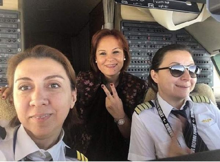 İranda düşen jetin pilotu Melike Kuvvetin ağlatan videosu
