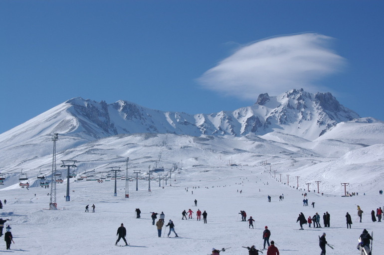 Erciyes, yeni sezona hazırlanıyor