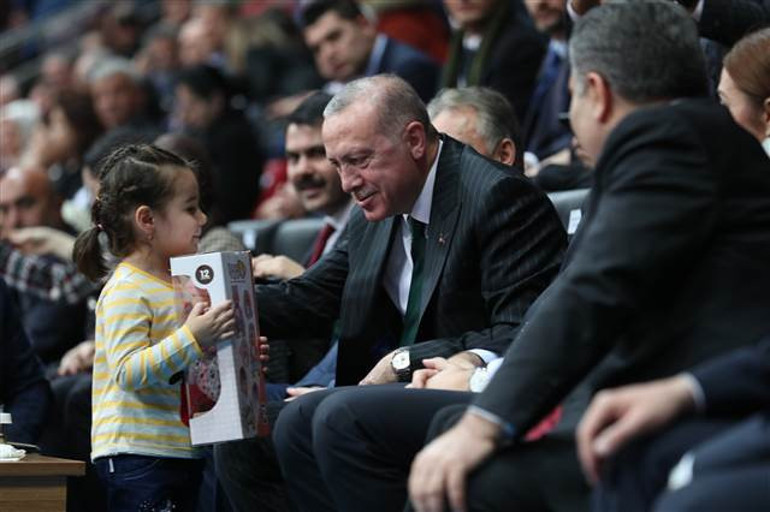 Cumhurbaşkanı Erdoğan: Farklılıklarımızı kaşıyarak şeytani düzenlerini sürdürmeye çalışıyorlar