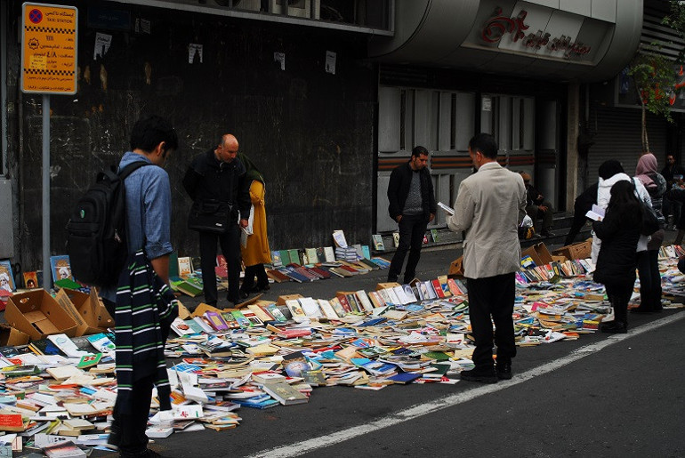 Tahrandan Şiraza uzanan yolculuk