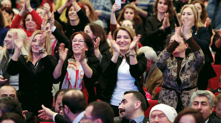 İmamoğlu törenle açıkladı: İstanbul için beş hedef