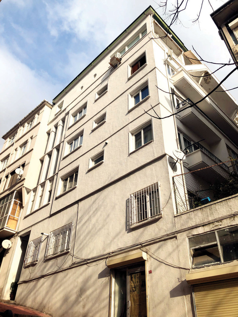 Evlerini  Nesin Vakfı’na  bağışladılar