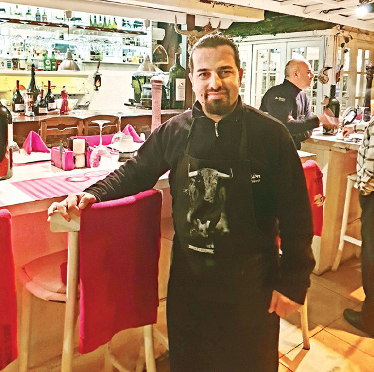 Tutkulu ve işine aşık bir şef