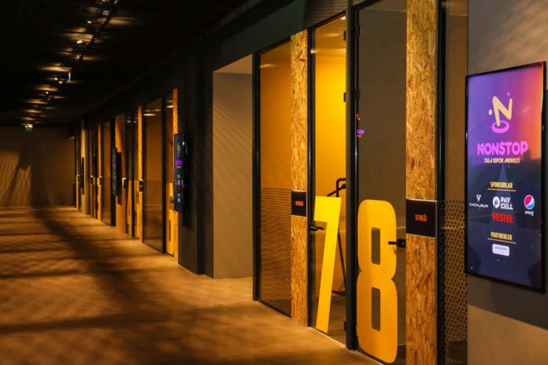 Nonstop Zula E-Spor Merkezi açıldı