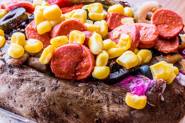 Evde yapın, gönül rahatlığıyla doya doya yiyin: Kumpir nasıl yapılır