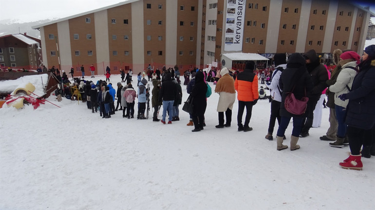 Yüzde 100 doldu Yer bulamayanlar geri dönmek zorunda kaldı
