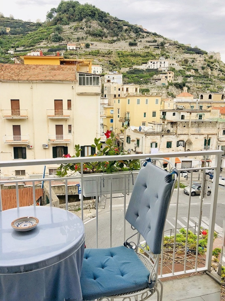 Amalfi kıyılarının en ucuz kasabası: Minori