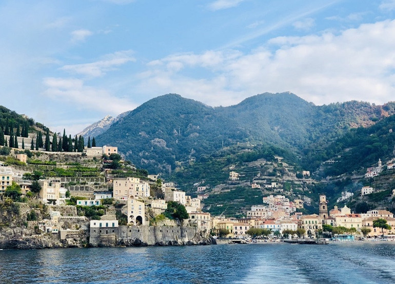 Amalfi kıyılarının en ucuz kasabası: Minori