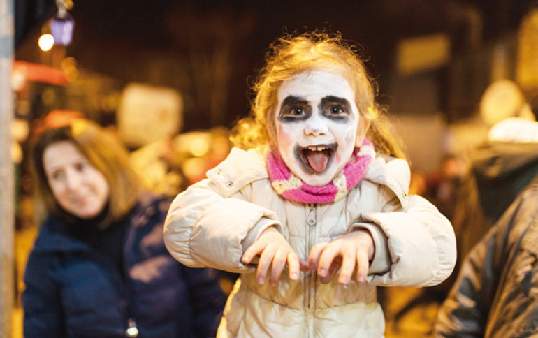 Yeter artık korkutma kız... Ödümüzü patlattın be ya