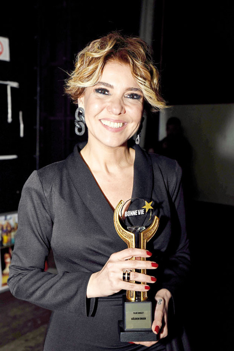 İlk ödüller sahiplerini buldu