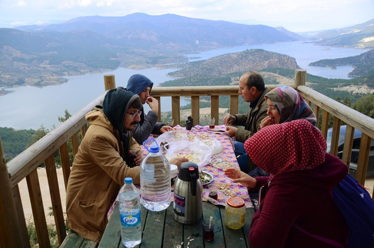 Arap Apıştı Kanyonu görenleri kendine hayran bırakıyor