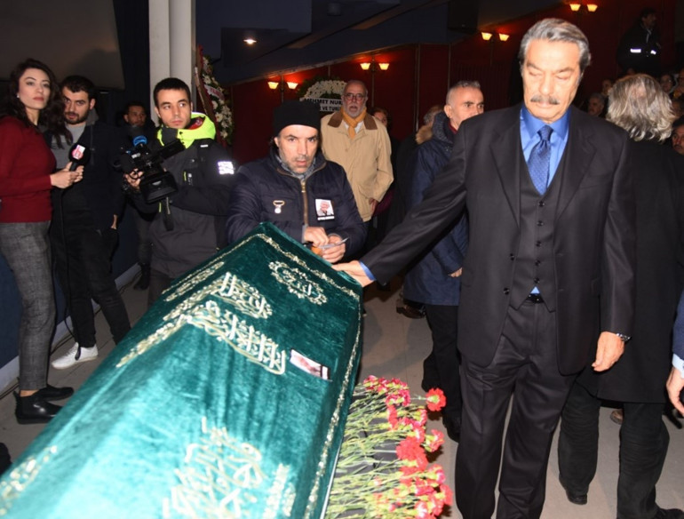 Gözyaşlarını tutamadılar Aytaç Armana veda