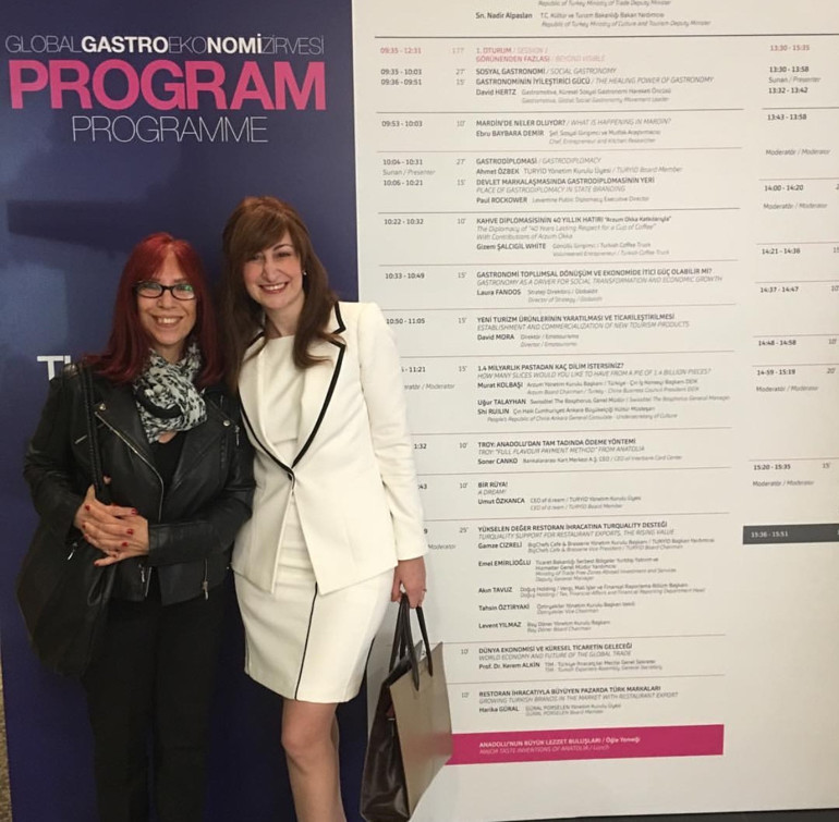 Gastronominin küresel trendlerini Ebru, Gizem, Ayşe izliyor