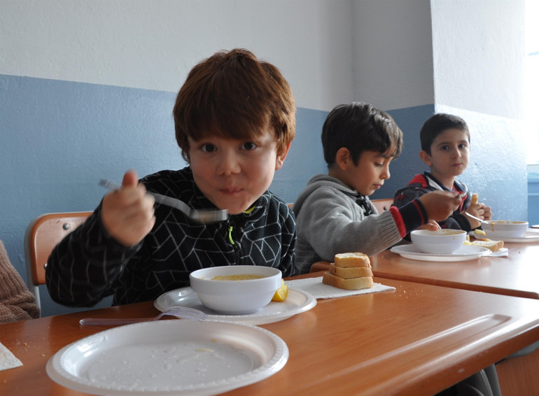 Öğrencilere anne çorbası