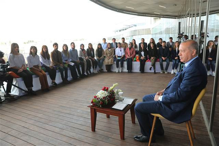 Cumhurbaşkanı Erdoğandan sürpriz programda çok çarpıcı mesajlar