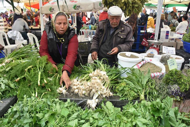 Yağmura rağmen Alaçatı Ot Festivali büyük coşkuyla sona erdi