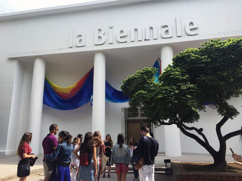 Genç Modern’ler Venedik yolcusu