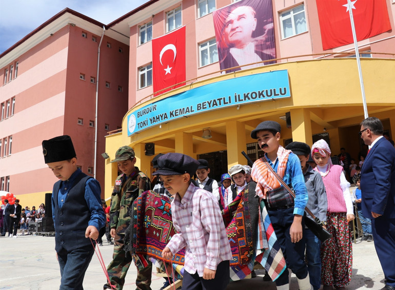 Türkiye’den 23 Nisan kutlamaları