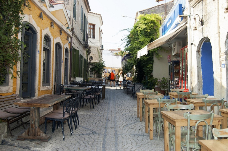 Ege’nin otantik güzeli lezzet düşkünlerini bekliyor