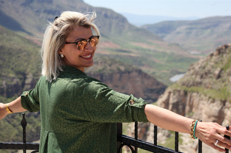 Yerli yabancı turist akın ediyor Fotoğraf çekmek için sıraya giriyorlar...